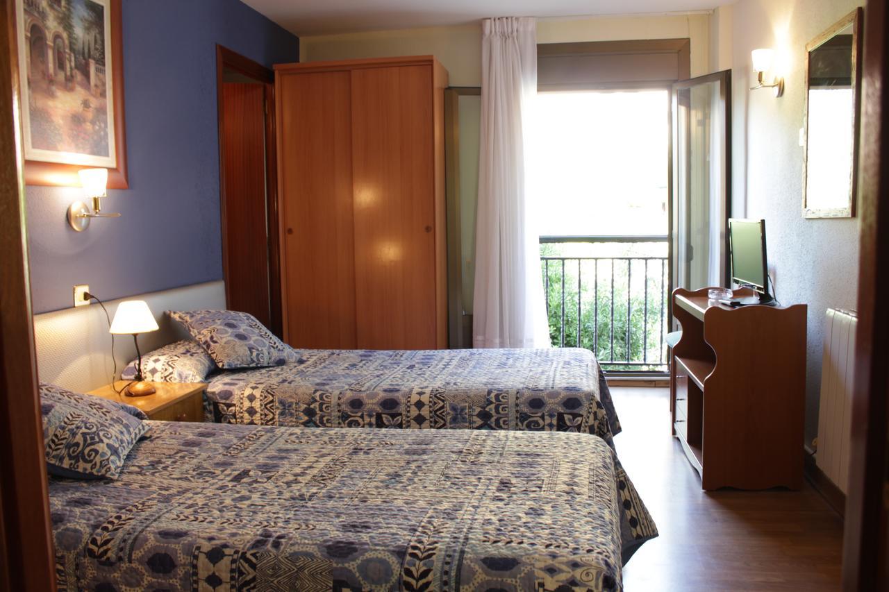 Hotel Parras Арнедийо Екстериор снимка