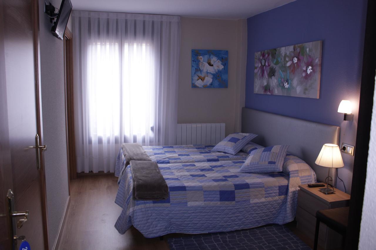 Hotel Parras Арнедийо Екстериор снимка